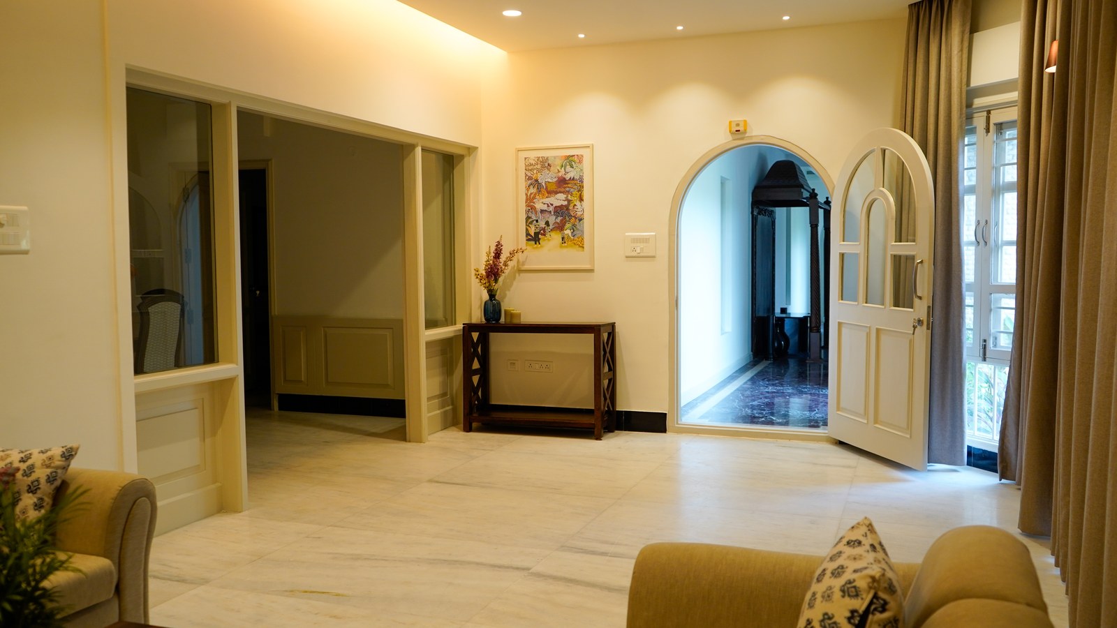 Classic Living Lounge